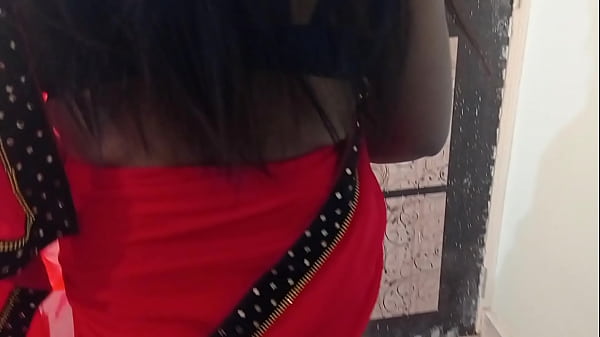 पड़ोसी ने मांगी चीनी भाभी ने दी चूत