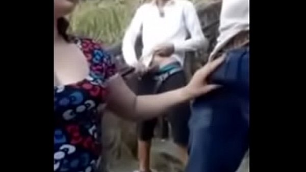 Indian xx videos jungle mein threesome boobs chuswati ladki aur handjob