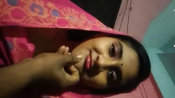 देसी बहु की चड्डी खोल ससुर जी ने चूची दबाई