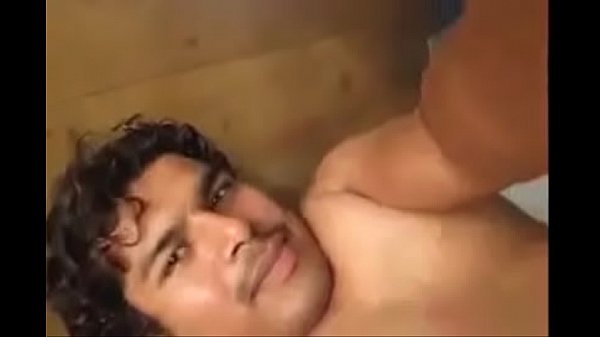 बदसूरत पतली लड़की ने लंड लिया और लड़के ने बीएफ वीडियो बनाया हिंदी में
