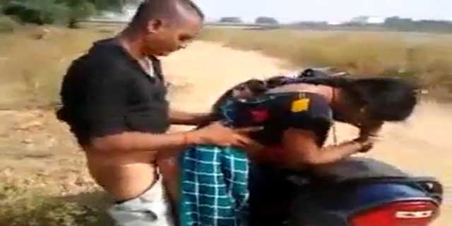 khade khade khule mein Bihari bhabhi ki chudai