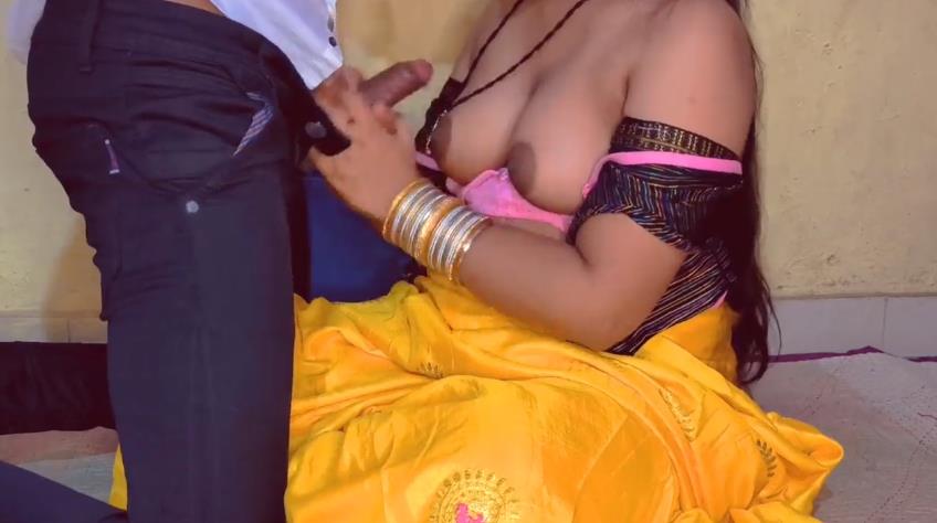 Apne jawan bete se stepmom chud gayi