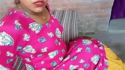 दीदी की सेक्सी छूट को उसके भाई ने जाम कर छोड़ा
