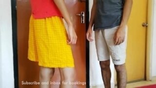 सौतेली सुन्दर बहन ने भाई का लंड पकड़ कर सेक्स किआ