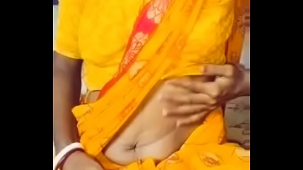 इंडियन हॉर्नी वाइफ बिग बनाना इन हेर जुवैसी टाइट पुसी आंड आंड बूब्स आंड आस