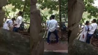 हॉट: कॉलेज गर्ल हिडन सीएएम आउटडोर फ़क ब्लोजॉब