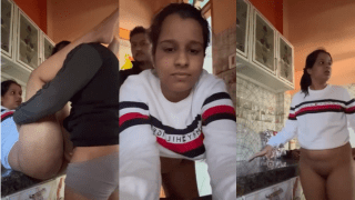 पंजाबी बॉय कजिन सिस्टर किचन मोअन फ़क शो (सेक्स वीडियो)