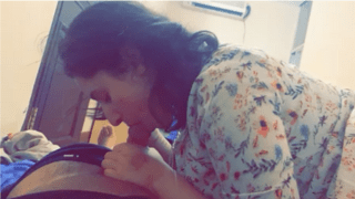 देसी वीडियो: सेक्सी ामतीउर गर्ल स्टीमी ब्लोजॉब क्वेरी तैसे शो