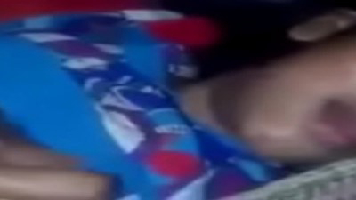 वायरल वीडियो: सेक्सी गर्ल के नेबर बॉय ने मोठे दूध दबाये – इंडियन बफ